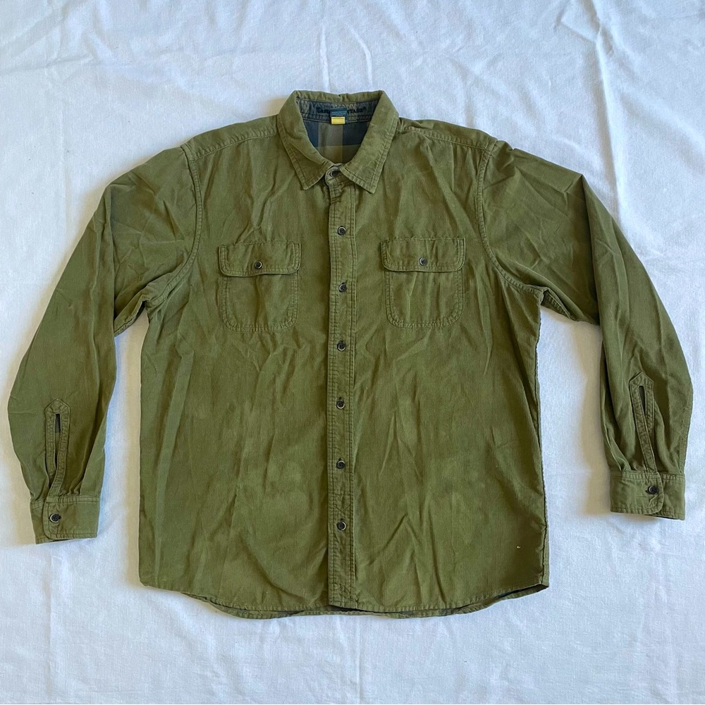 Taylor Vintage Corduroy Button Down